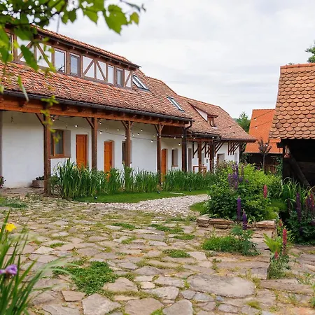 44 * Szászfehéregyháza